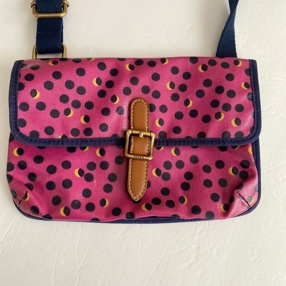 Handbags - Fossil crossbody purse